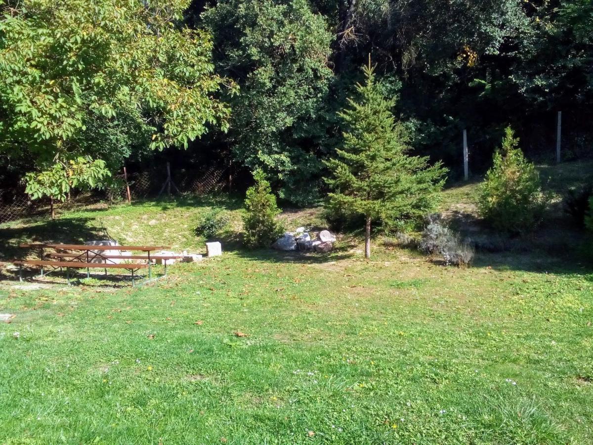 Gerecse Vendeghaz Hotel Sutto Buitenkant foto